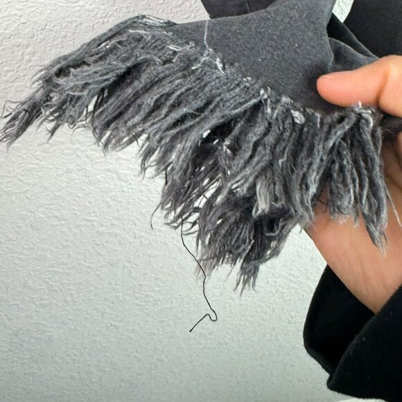 🟣🟣 Free People Womens Distressed Dark Wash Straight Jeans Size 26 - Picture 4 of 10